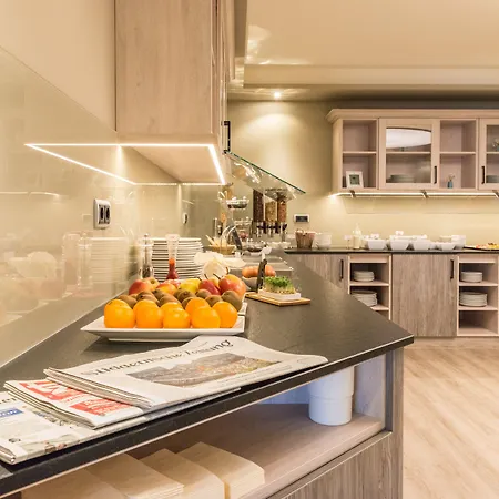 Schiller Hotel 3*