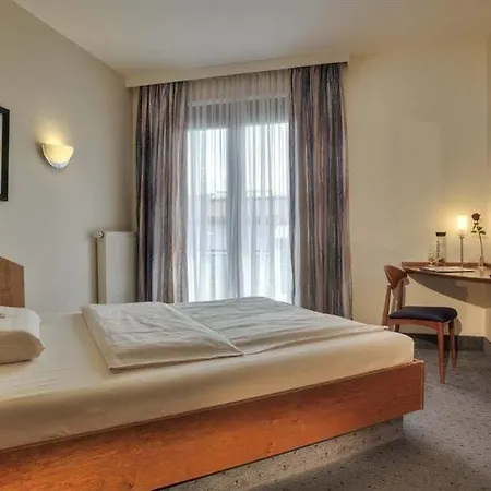 Schiller Hotel